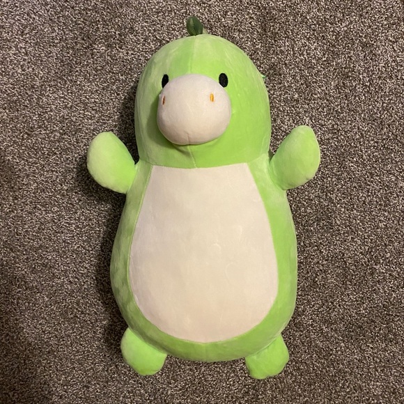 hug me dragon squishmallow